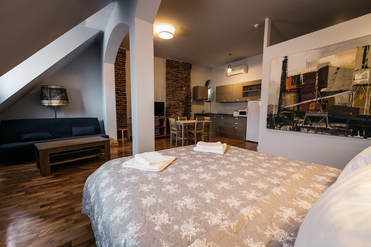 Yellowboot Aparthotel Sibiu Exterior foto