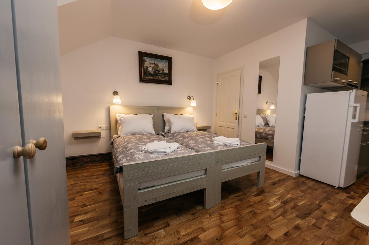 Yellowboot Aparthotel Sibiu Exterior foto