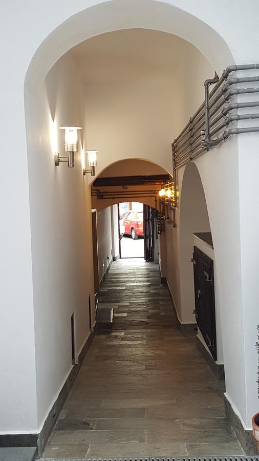 Yellowboot Aparthotel Sibiu Exterior foto